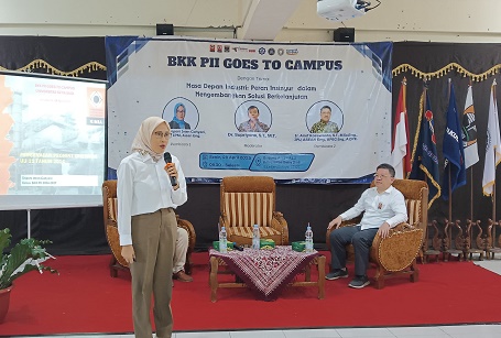Fakultas Teknik Universitas Sumatera Barat (USB) menggelar diskusi ilmiah mengenai peran strategis insinyur dalam menciptakan solusi berkelanjutan. Kegiatan ini menyoroti pentingnya inovasi teknik yang ramah lingkungan dan berdampak jangka panjang bagi masyarakat. Diharapkan, melalui forum ini, para mahasiswa dan dosen semakin termotivasi untuk berkontribusi dalam pembangunan berkelanjutan melalui pendekatan rekayasa yang tepat guna.